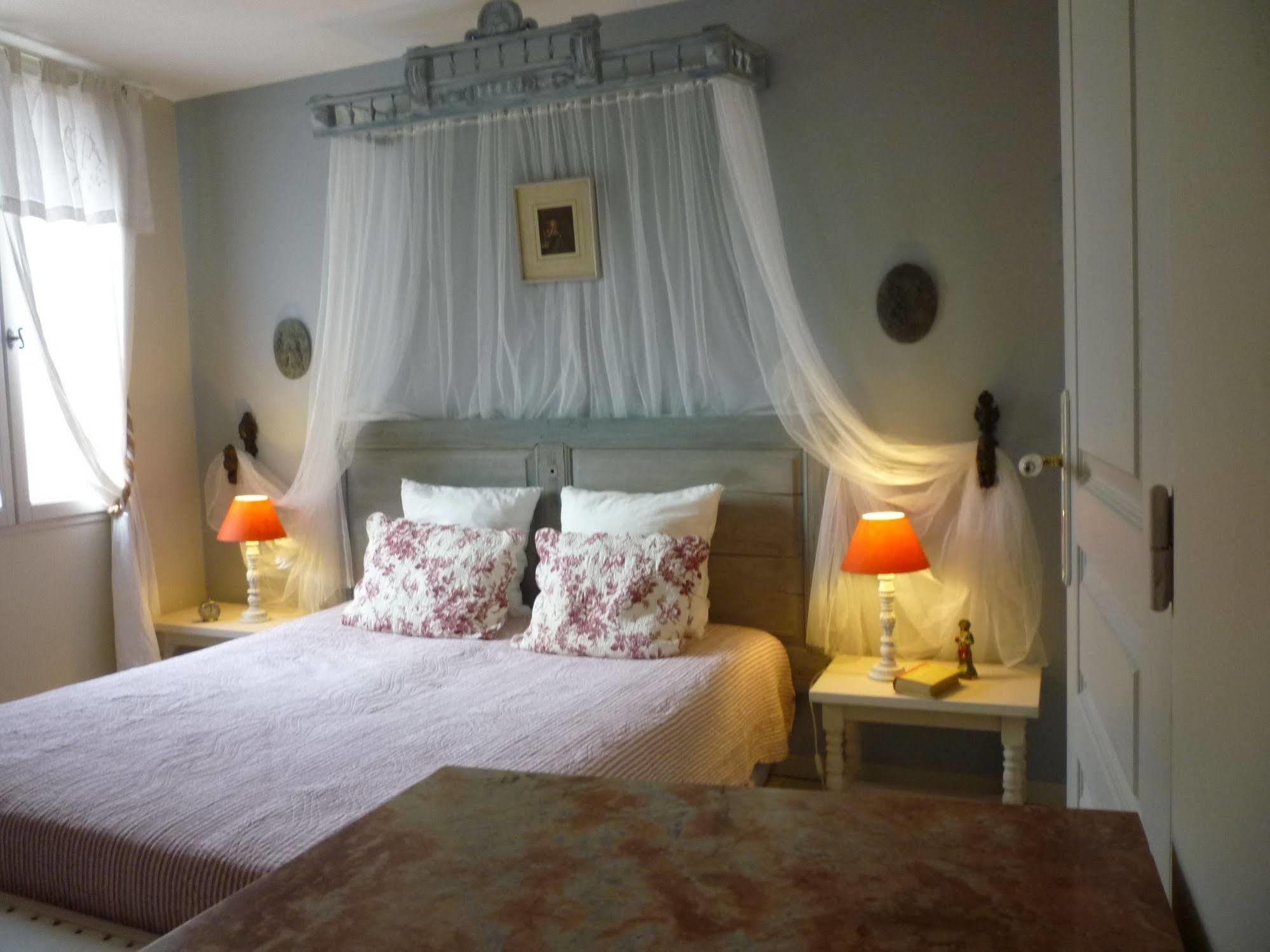 L'Ile Aux Mimosas Bed & Breakfast Tautavel Ngoại thất bức ảnh